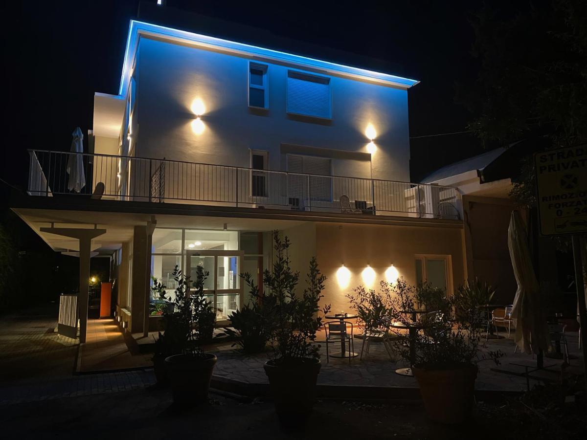 Acquaviva Experience B&B サン·ヴィンチェンツォ エクステリア 写真